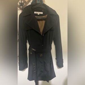 Kenneth Cole spring jacket with gold details